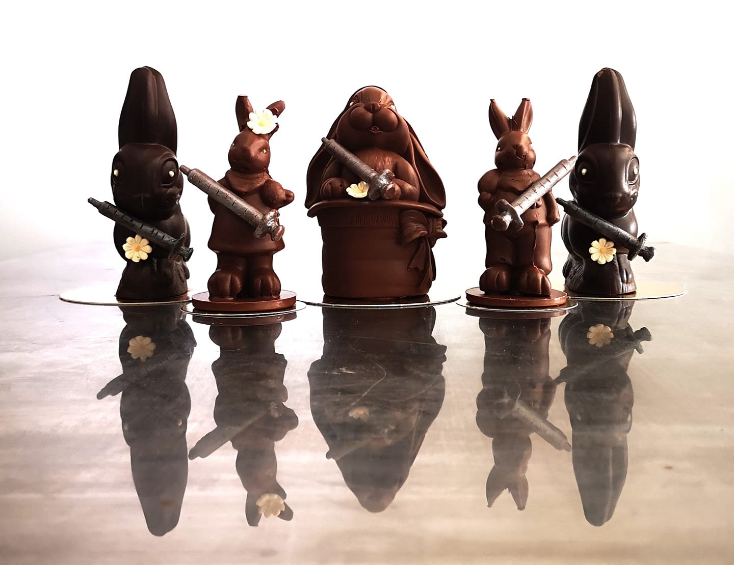 confectioner-makes-chocolate-bunnies-holding-vaccines-for-easter