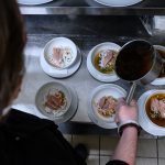 Hungarians Working in Catering Returning Home from Abroad
