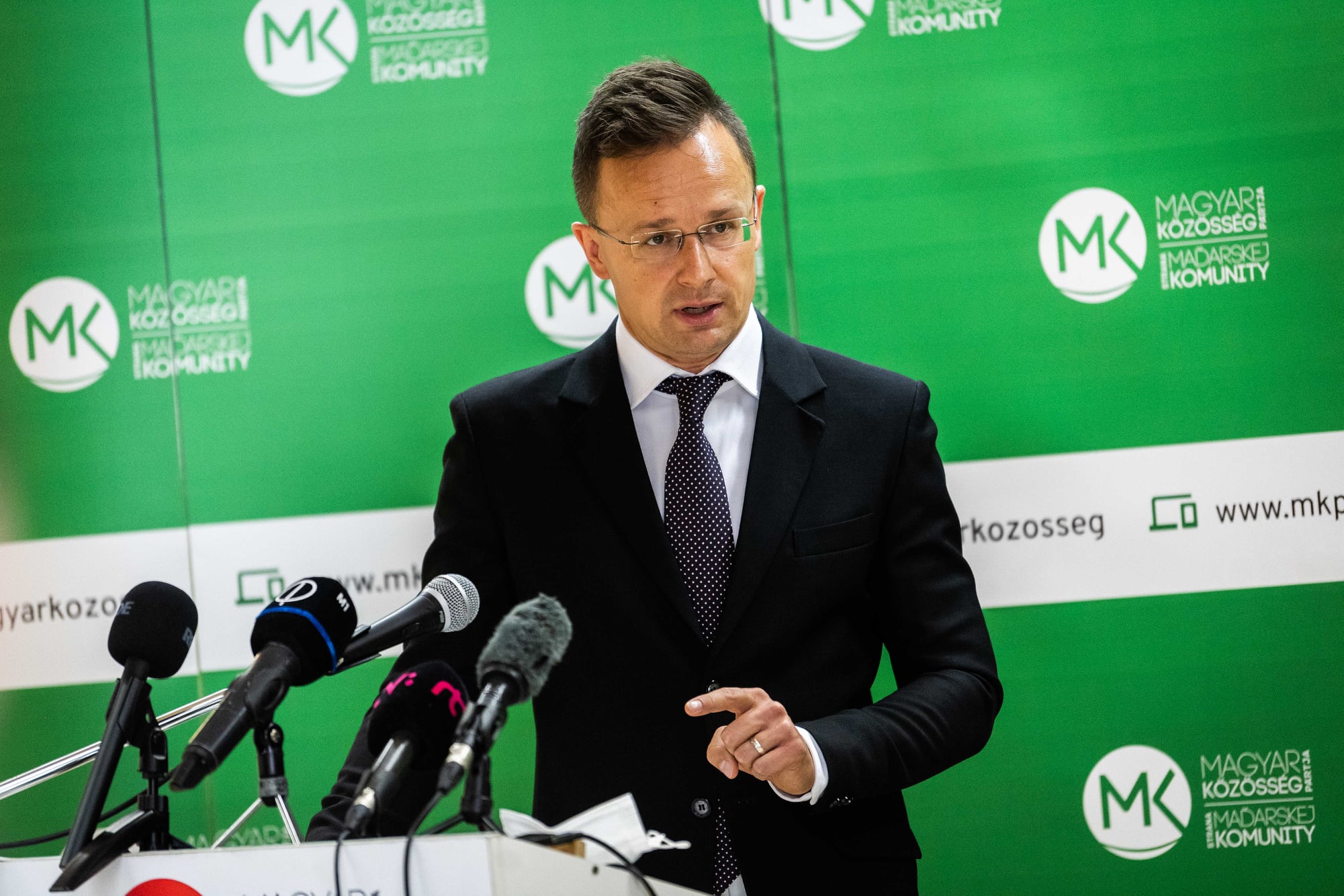 Minister zahraničia Szijjártó dúfa, že v slovenskom parlamente bude mať silnejšie maďarské zastúpenie