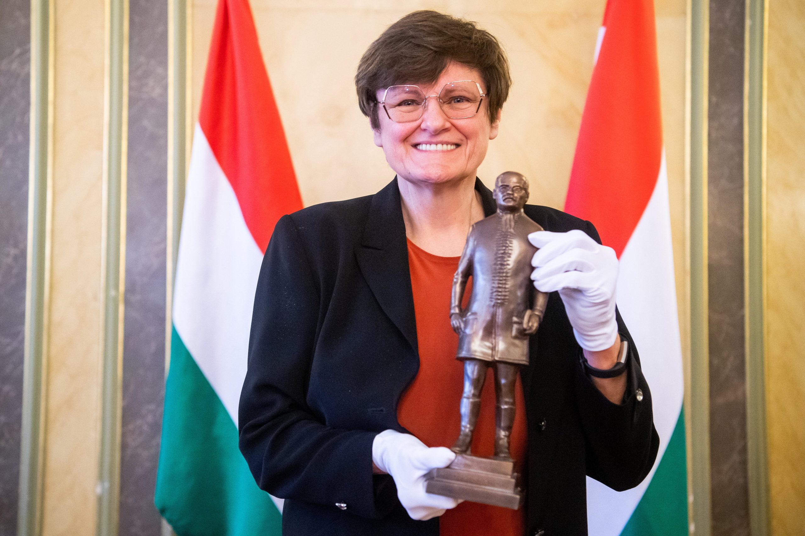 Biochemist Karikó Awarded Semmelweis Prize