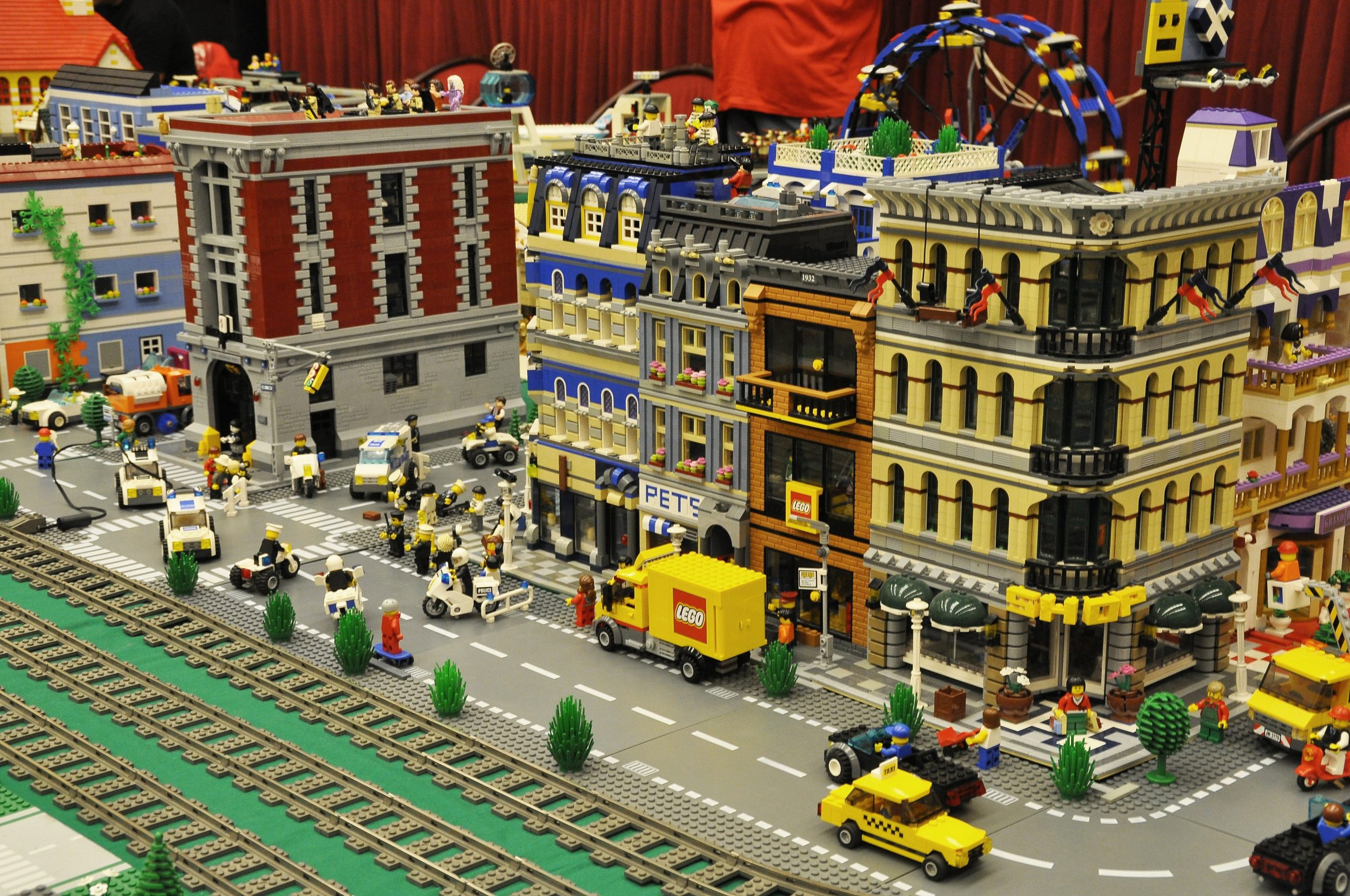 Lego to Invest in Expansion in Hungary