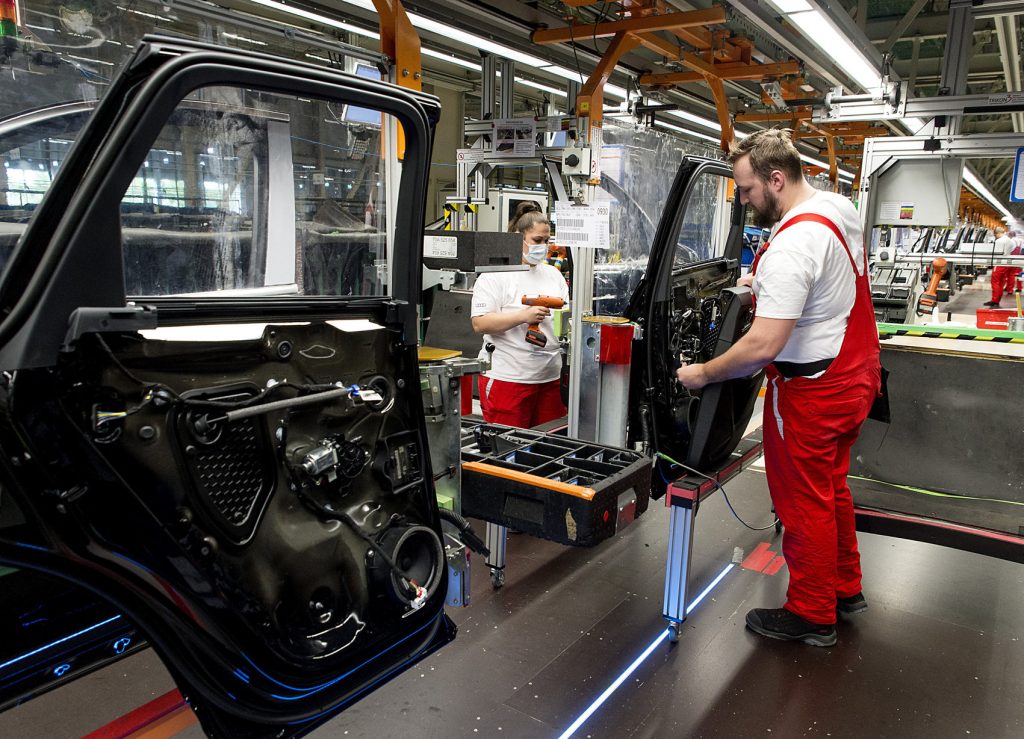 Audi Hungária Stops Production Due to Parts Shortage post's picture