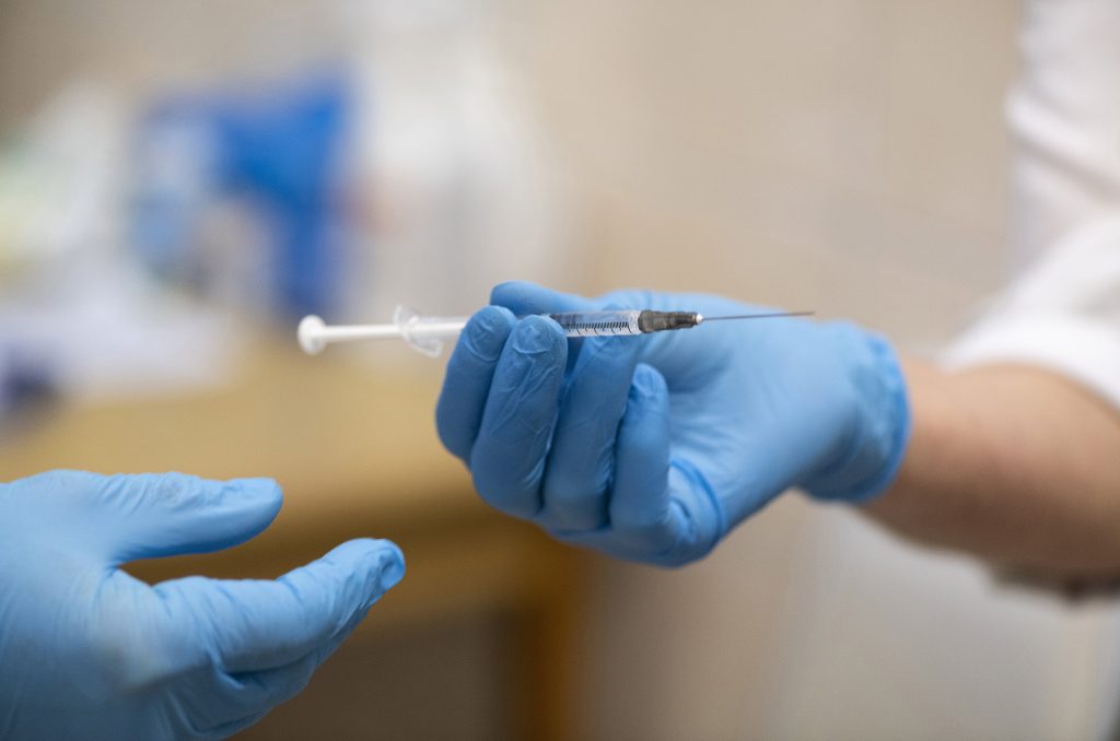 Hungary to Donate 150,000 Doses of Coronavirus Vaccine to Ecuador post's picture