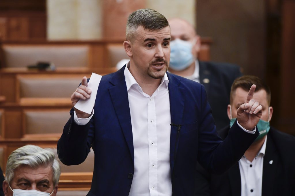 Jobbik Forms Group for Next Parliament post's picture