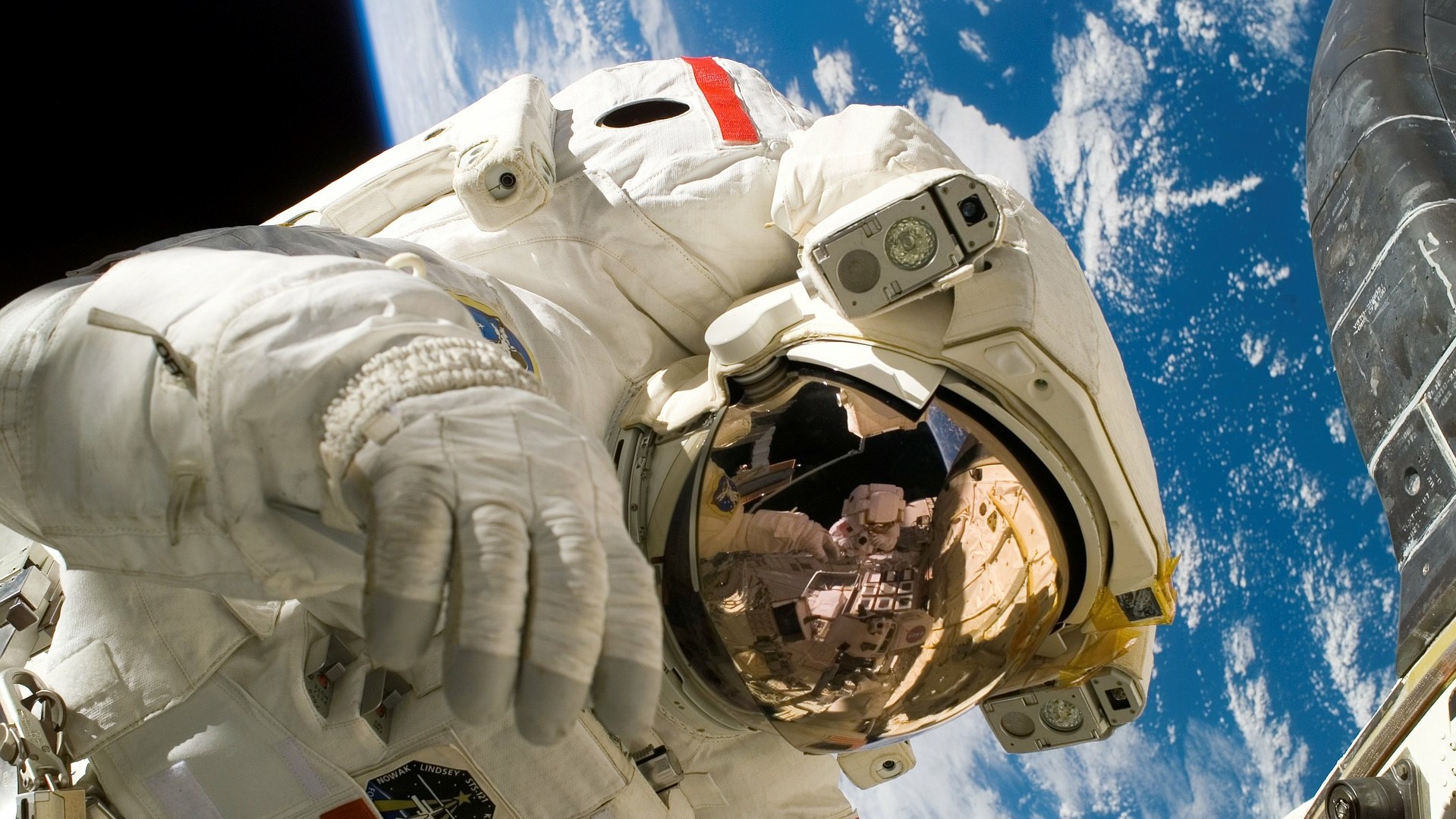 Hungary to Send Astronaut to ISS by 2025 
