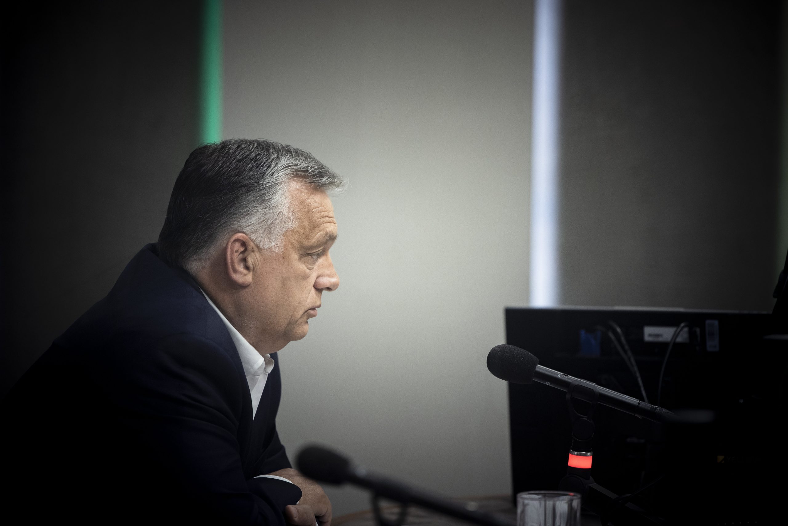 Orbán: EU's Planned Sanctions on Russian Oil Imports 'Like Nuclear Bomb'