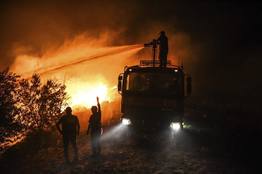 Hungary Offers Condolences Over Fires in Turkey post's picture