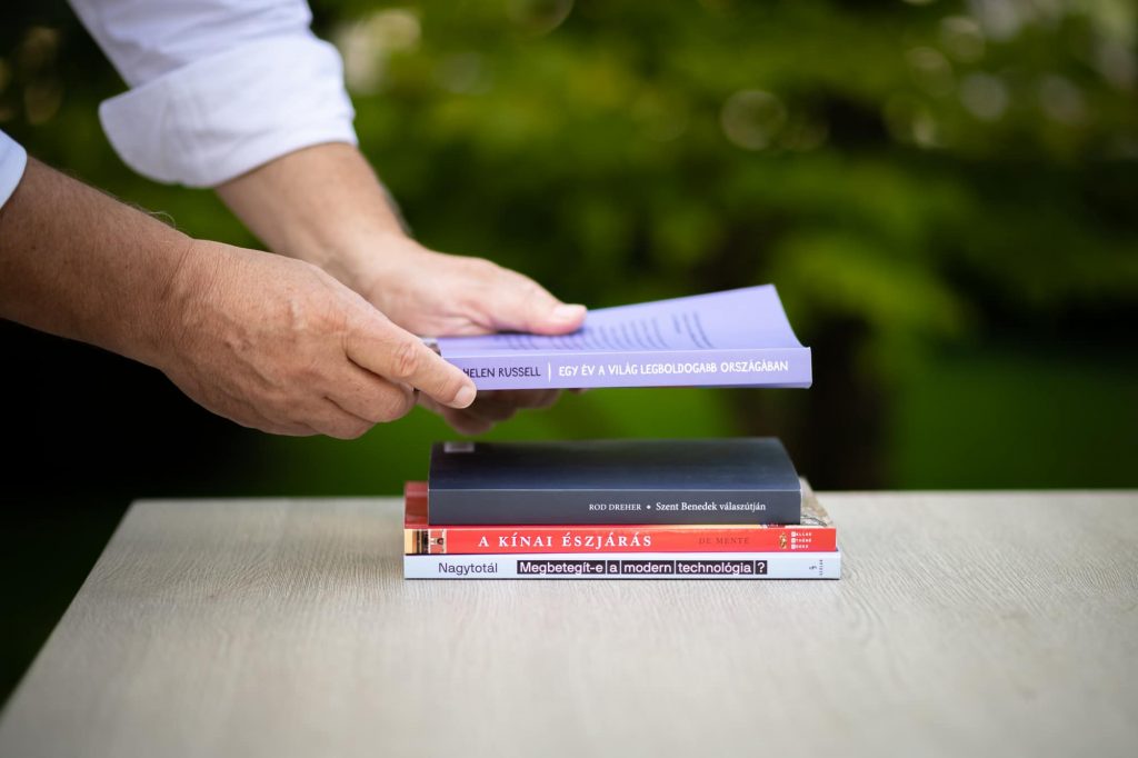 PM Viktor Orbán’s Suggestions for Summer Reading post's picture
