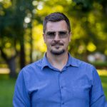 Jobbik Deputy Mayor of Ózd Apologizes for Suspected Nazi Salute Photos