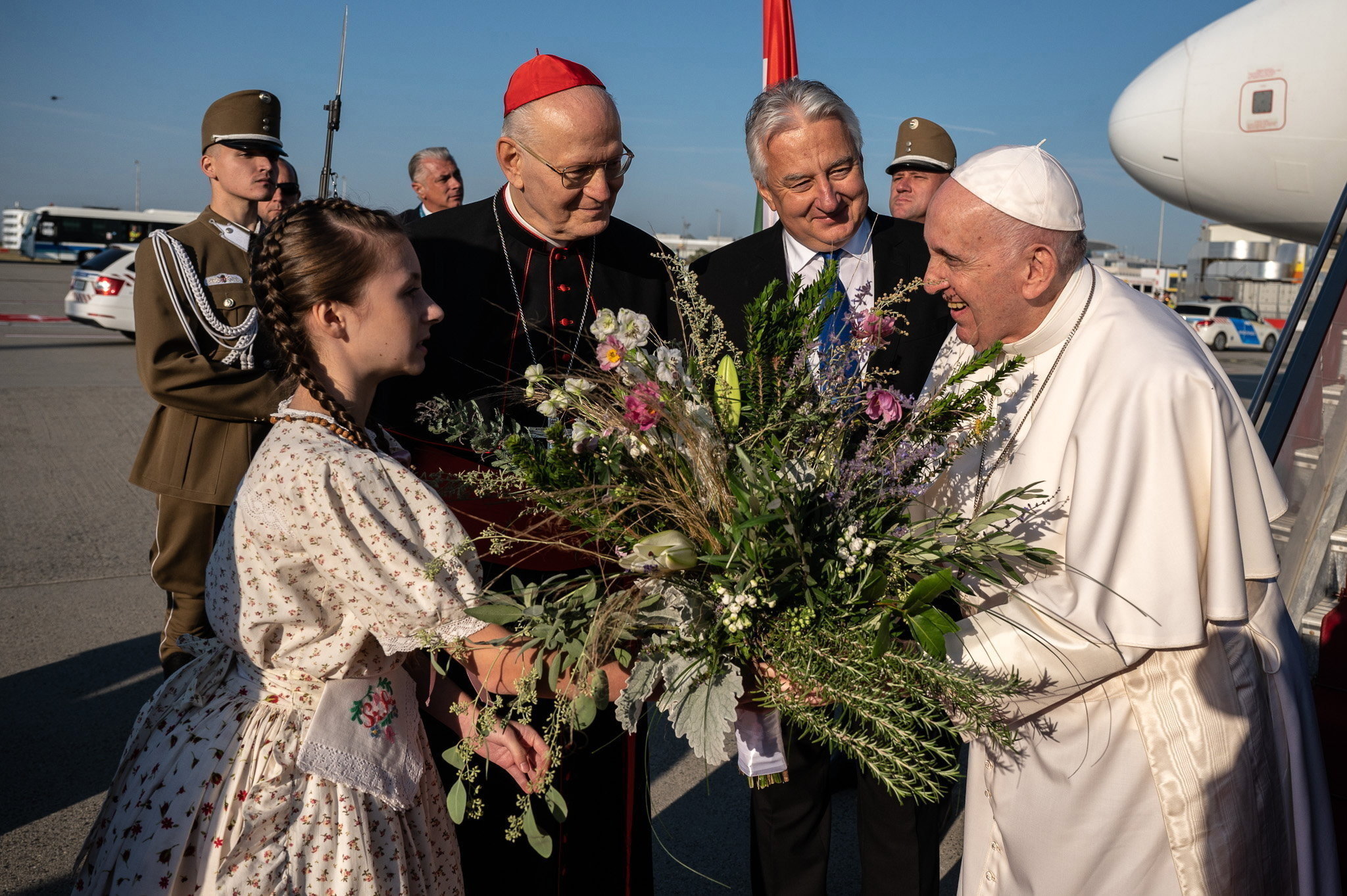 Puskás Football Jersey Among Pope’s Gifts from Hungary