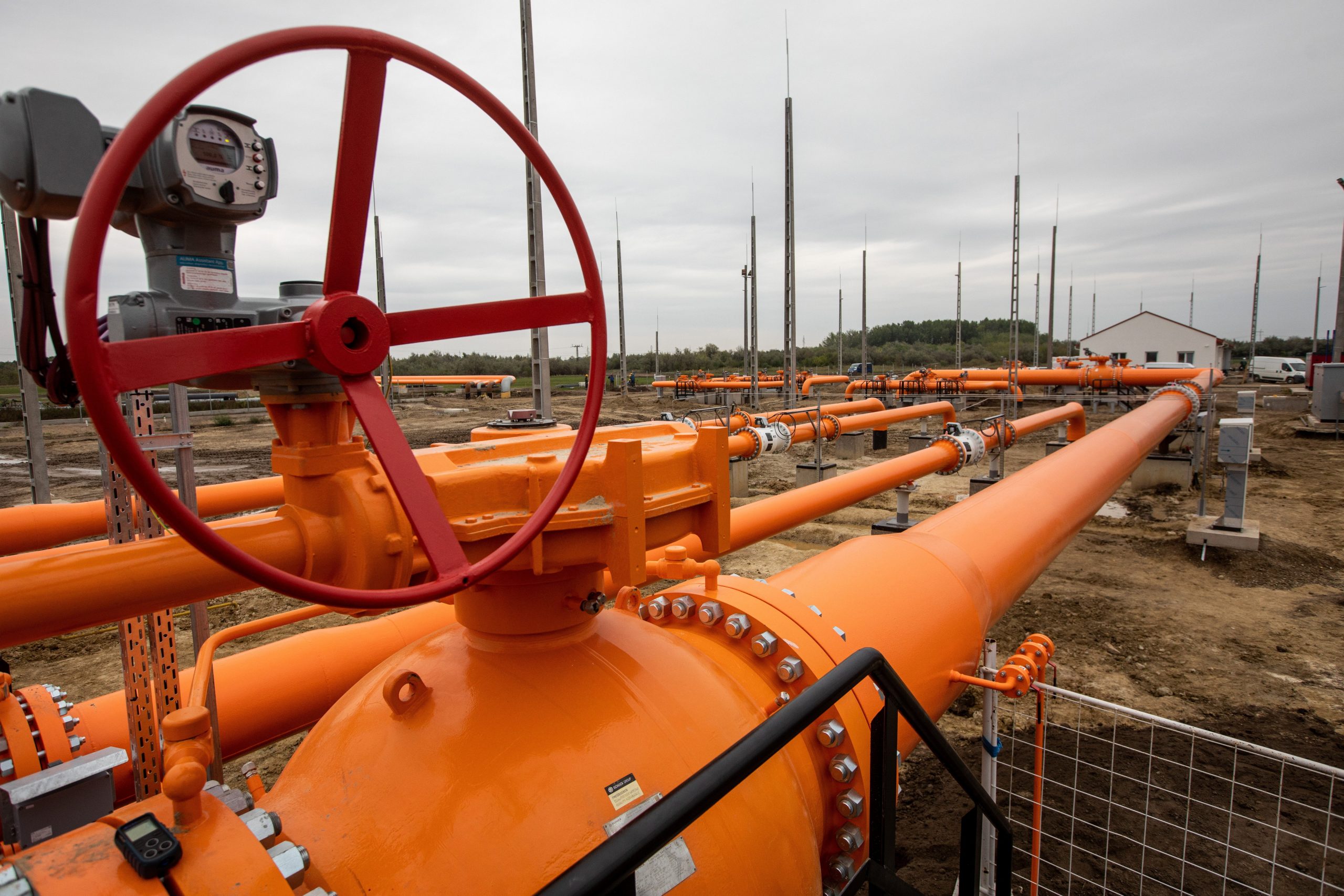 Hungary Pays Six Times More for Russian Gas Than Country's Residential Consumers