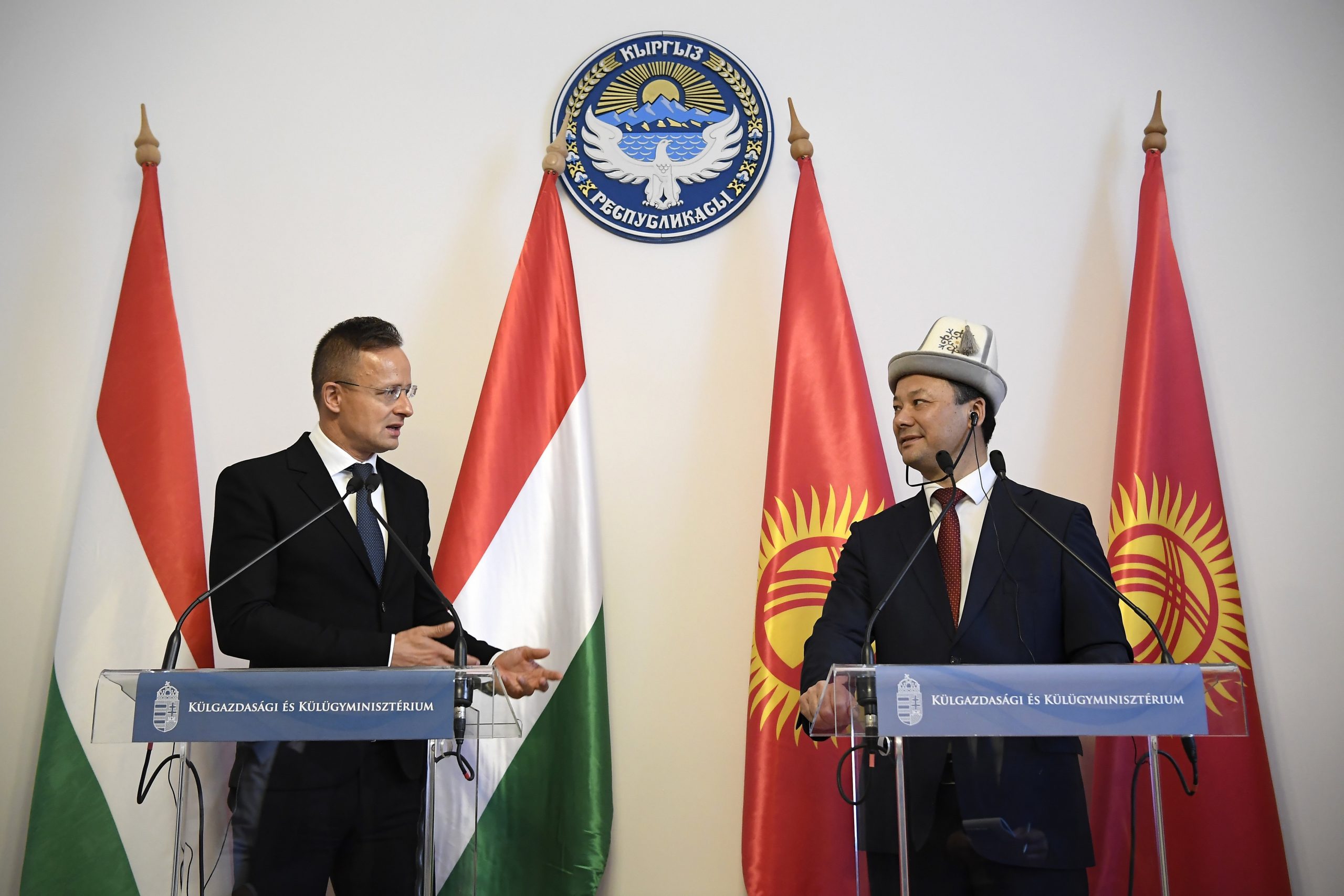 FM Szijjártó to Kyrgyz Counterpart: Central Asia's Global Role Growing in Importance