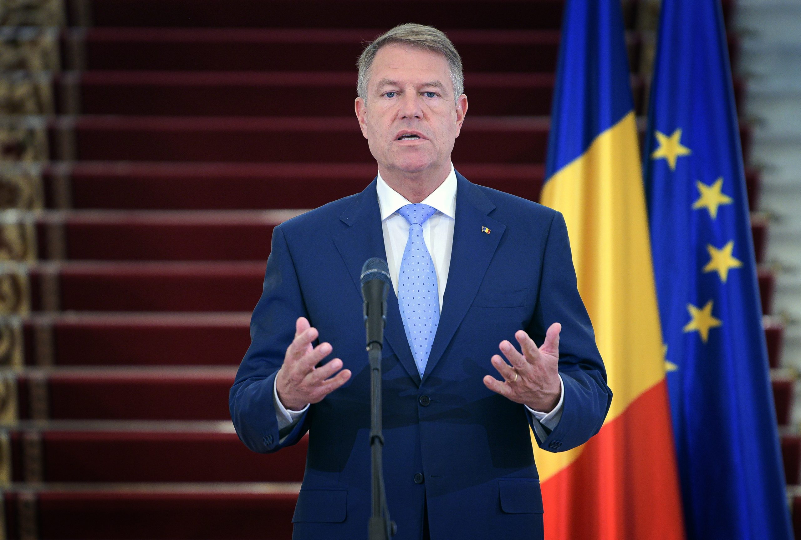 Romanian President Thanks Hungary for Aid Against Coronavirus