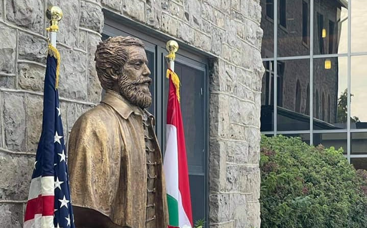 Bust of Hungarian Reform Statesman Kossuth Inaugurated in Buffalo post's picture