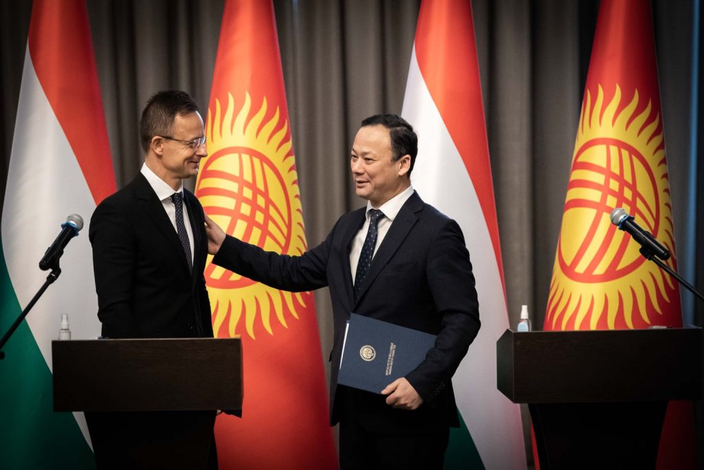 Hungary Launches 16 Million Dollar Development Fund with Kyrgyzstan post's picture