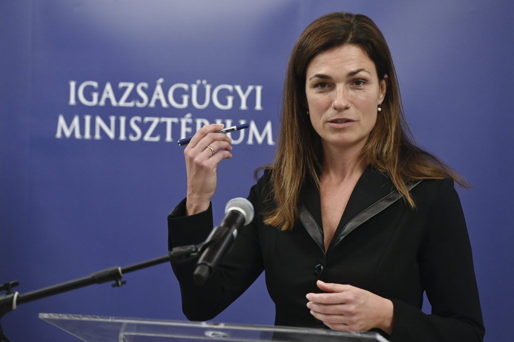 Justice Min: Hungary and Poland Rule-of-Law Reports Apply Double Standards post's picture