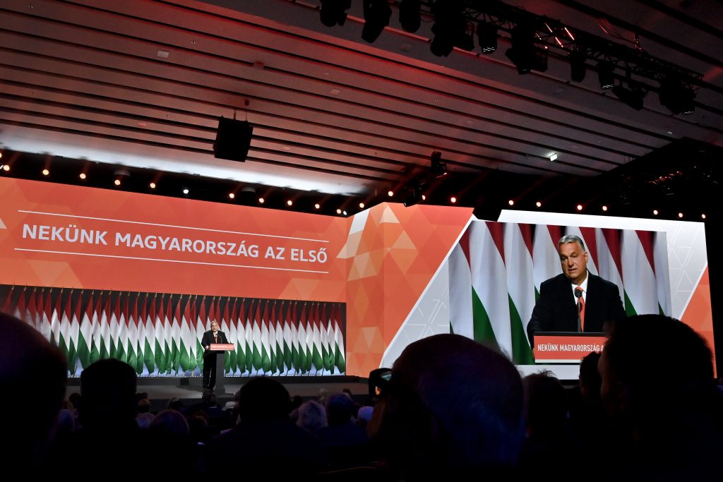 Fidesz’s Website Brought Down by Unkown Hackers, Party Blames “the Left” post's picture