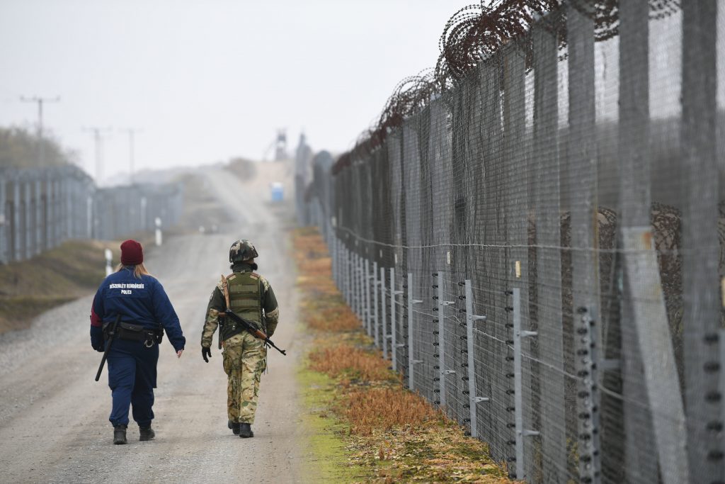 Frontex: Hungarian Border Controls Effective in Reducing Migration post's picture