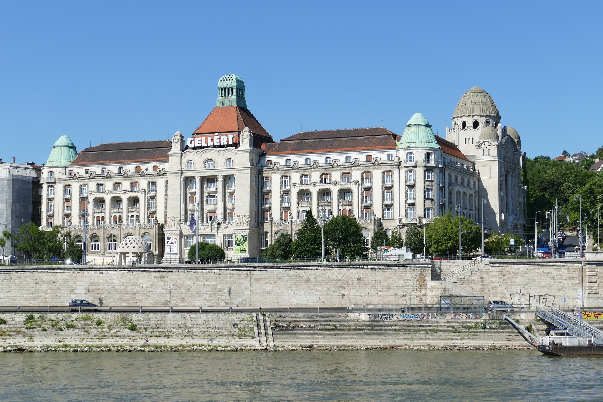 Budapest's Traditional Hotel Gellért to Close for Renovation and