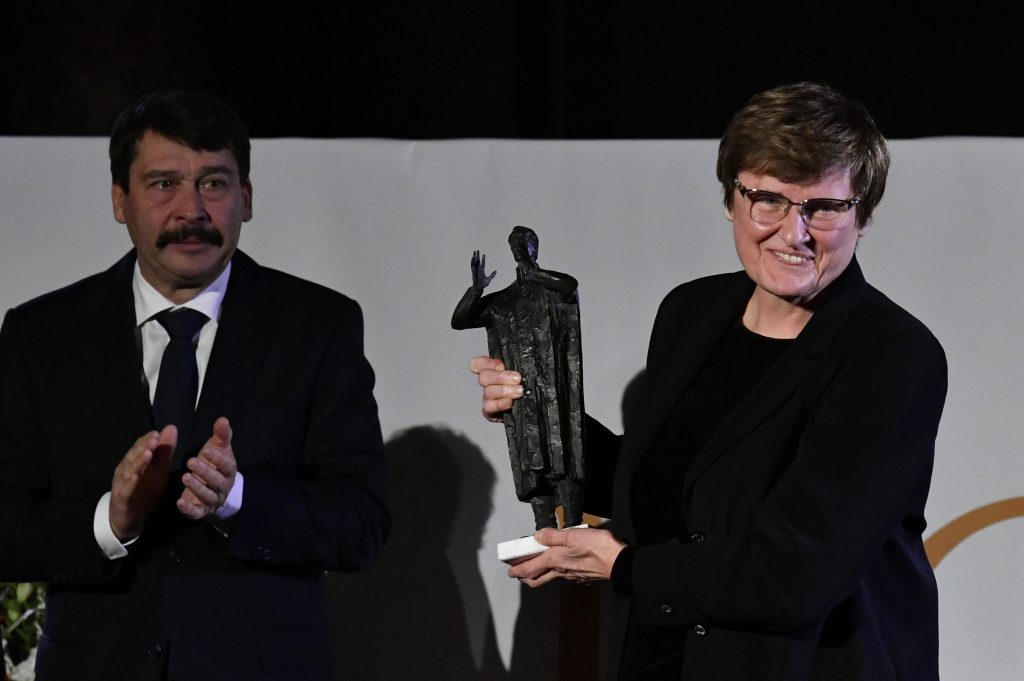 Katalin Karikó Awarded Bolyai Prize by President Áder post's picture