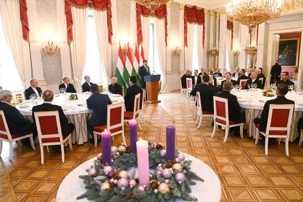 President Áder: Hungarians Supporting Each Other around the World post's picture