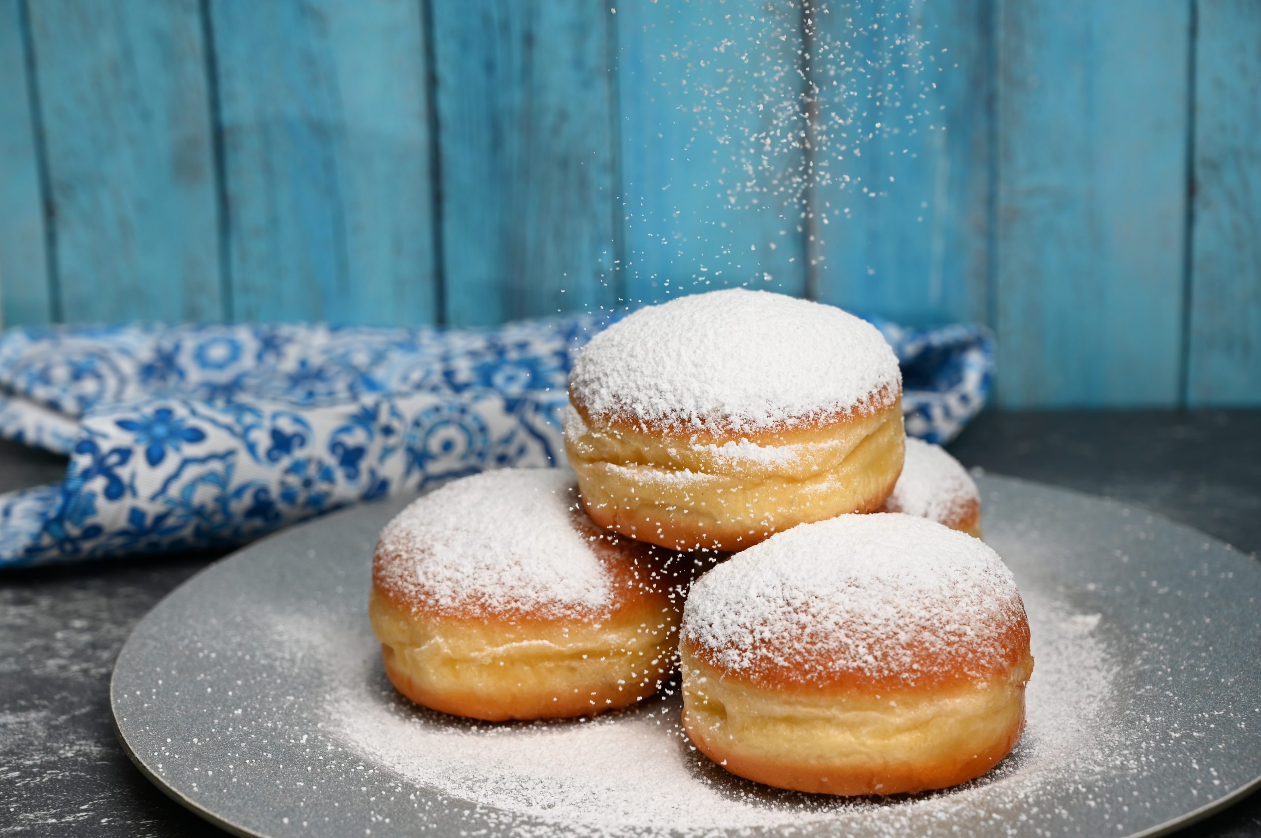 Farsang Doughnuts – The Final Taste of Last Year – with Recipe!