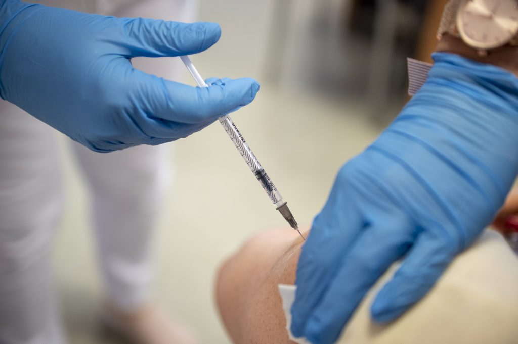 Moderna Vaccine to Run Out of Stock in Hungary post's picture