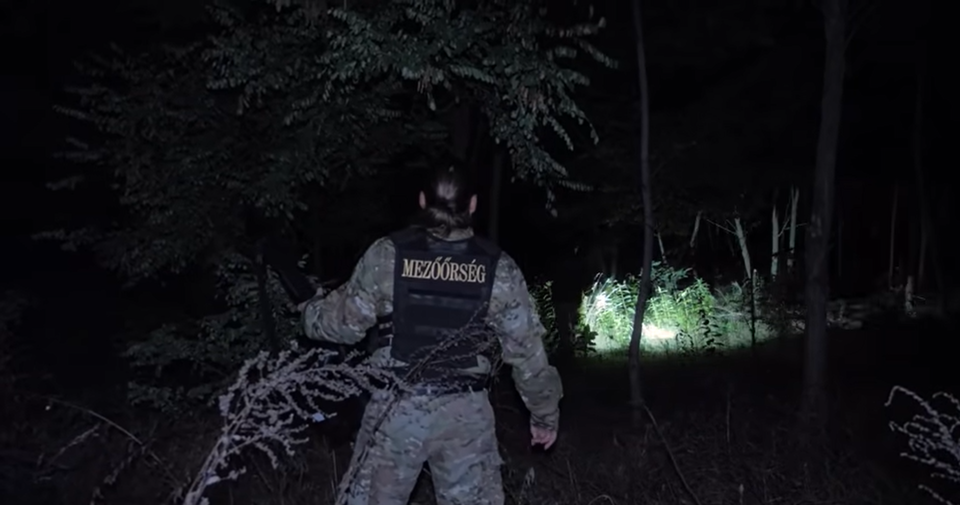 “Field Guards” at Southern Border Were to Be Investigated, Now They Receive State Support
