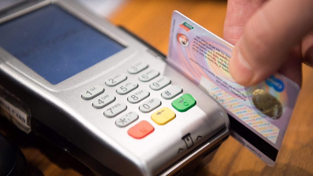 Hungary Marks Record Number of Card Transactions in 2021 post's picture