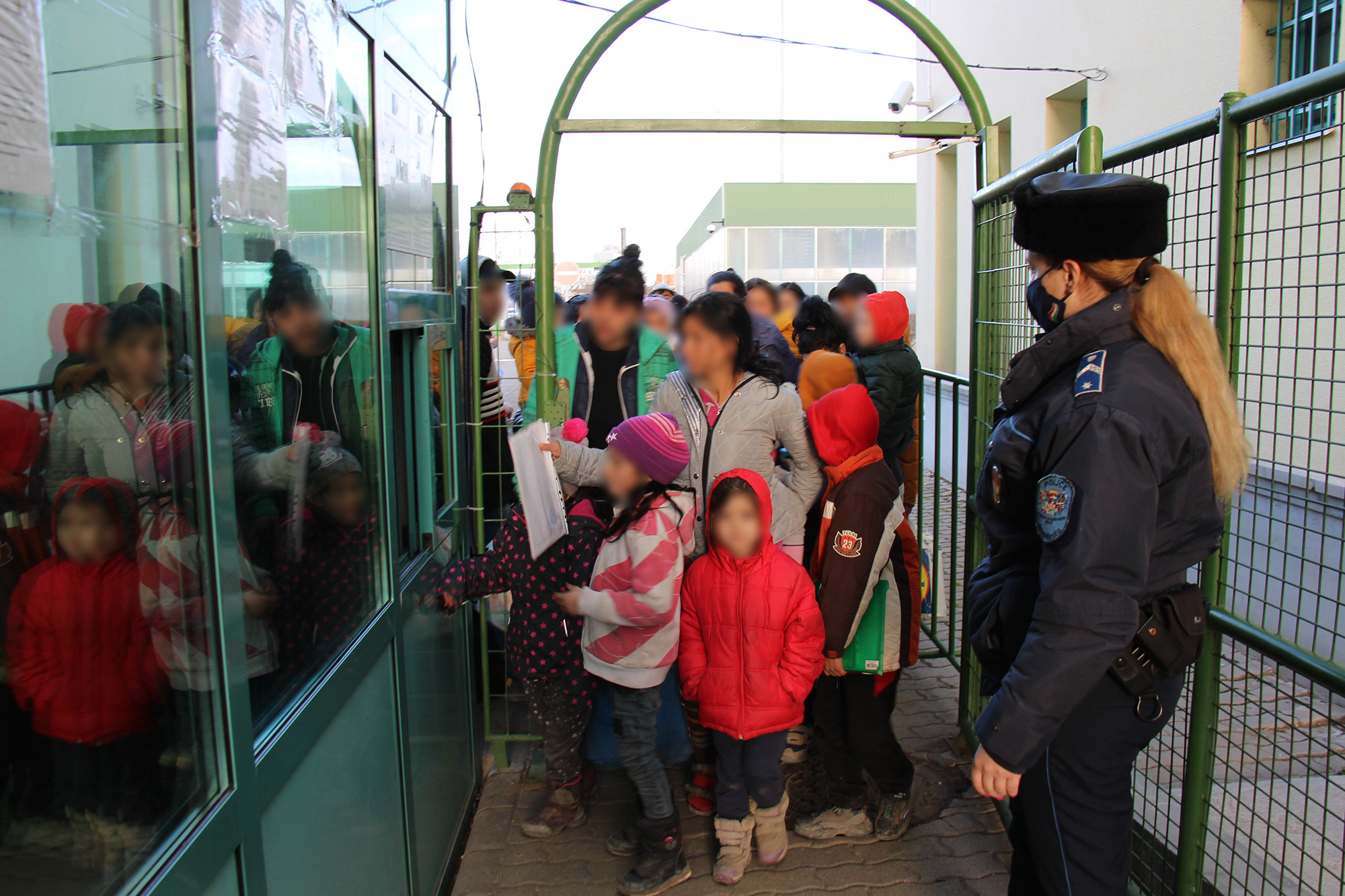 Hungary Guarantees 24/7 Healthcare for Refugees