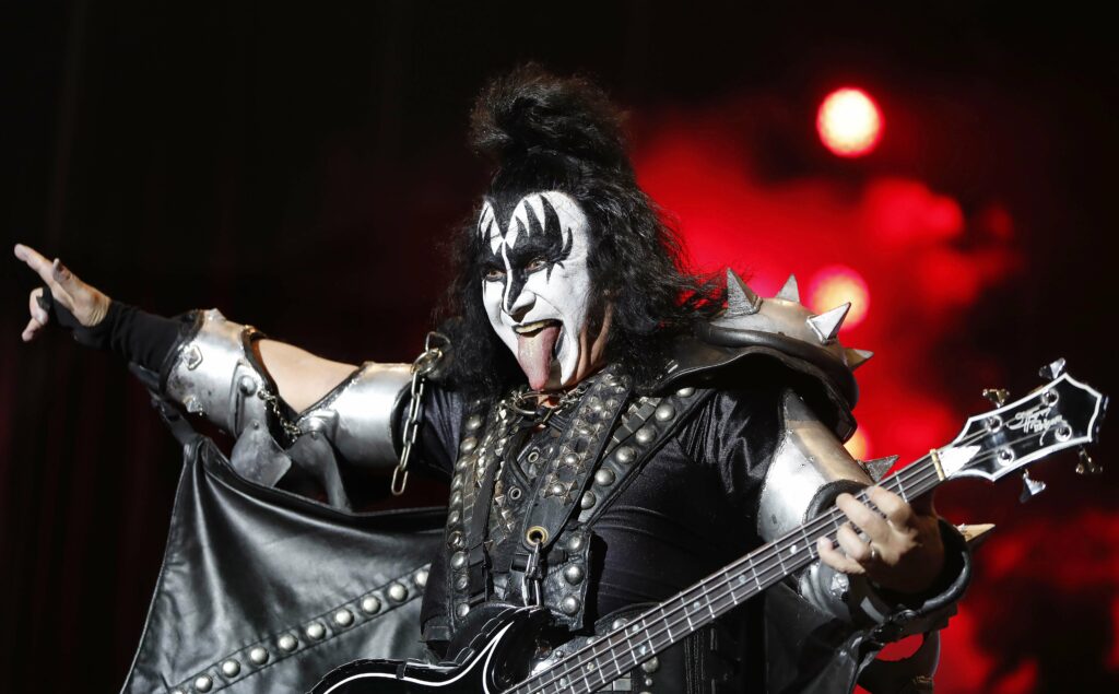 KISS’ Gene Simmons Invites Fans to Concert in Hungarian post's picture