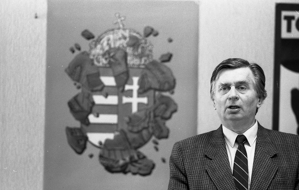 Former PM Antall 30 Years Ago: Naive to Think Russia Gave Up on Central Europe post's picture