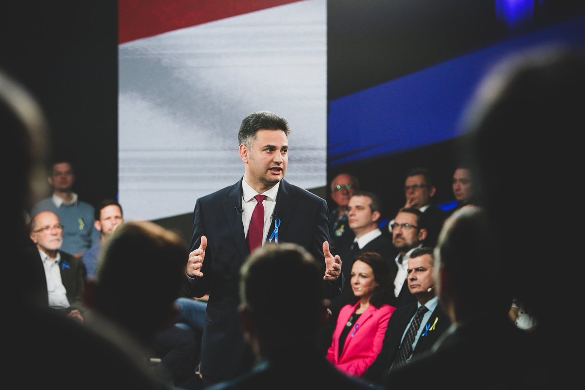PM Candidate Márki-Zay Presents Opposition Alliance's Election Program
