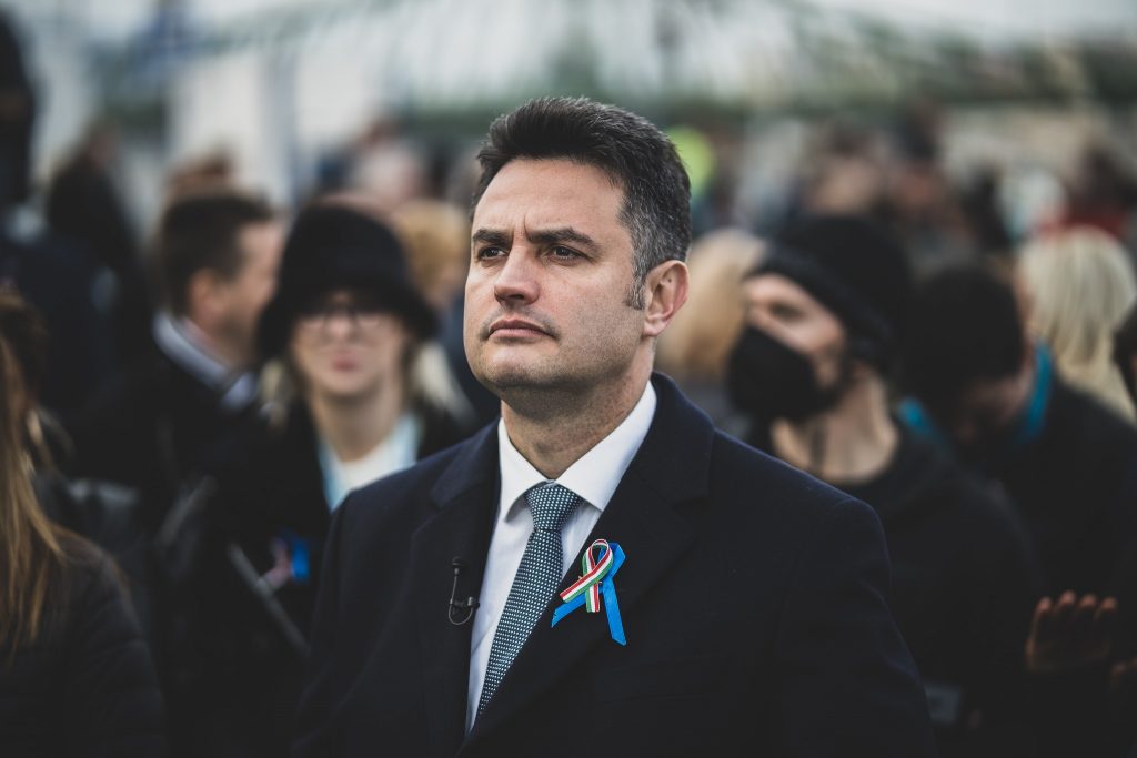 Ukrainian War: Opposition PM Candidate Márki-Zay Files Criminal Complaint over Fidesz’s Accusations post's picture