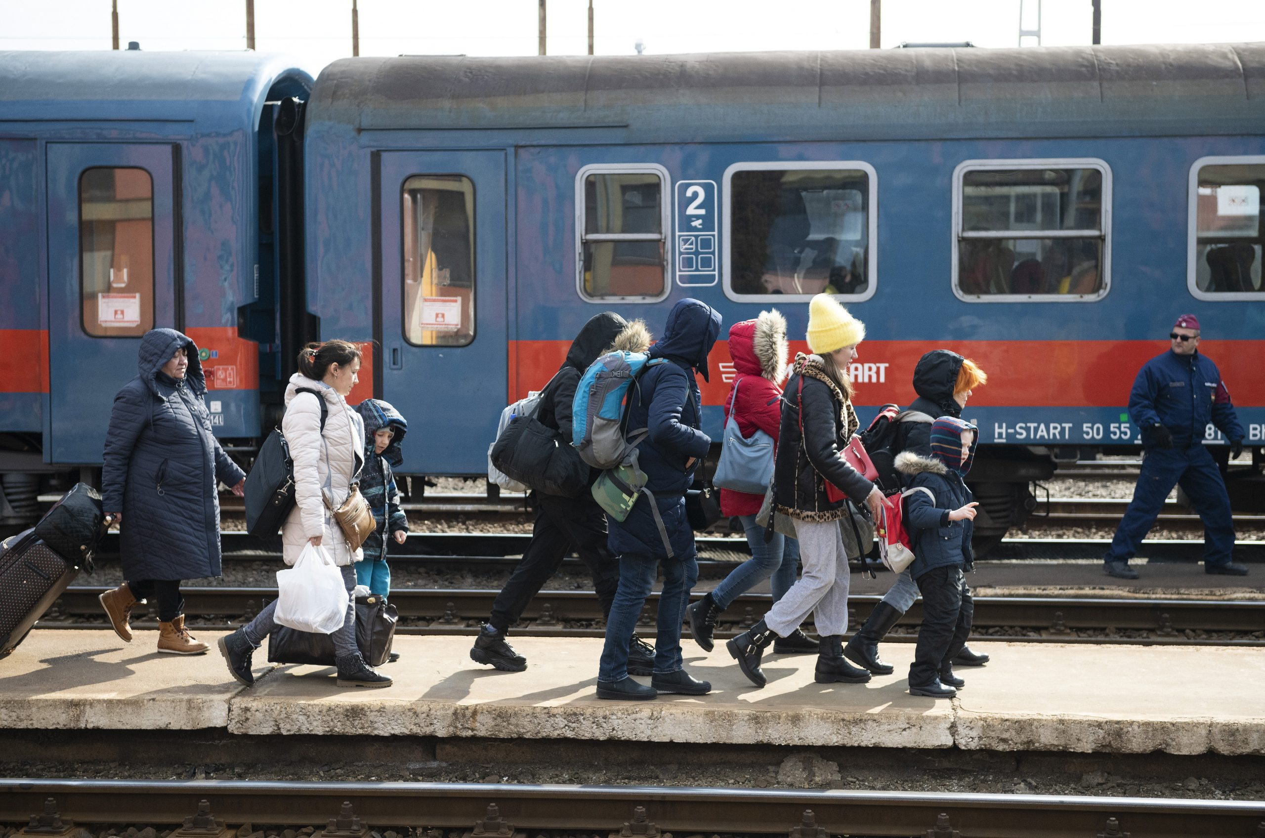 Ukrainian War: 178,894 Refugees Arrive in Hungary by Tuesday