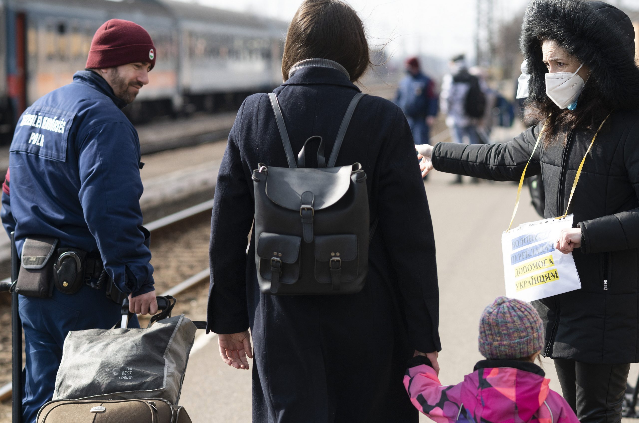 Some 8,700 Refugees Arrive from Ukraine on Wednesday