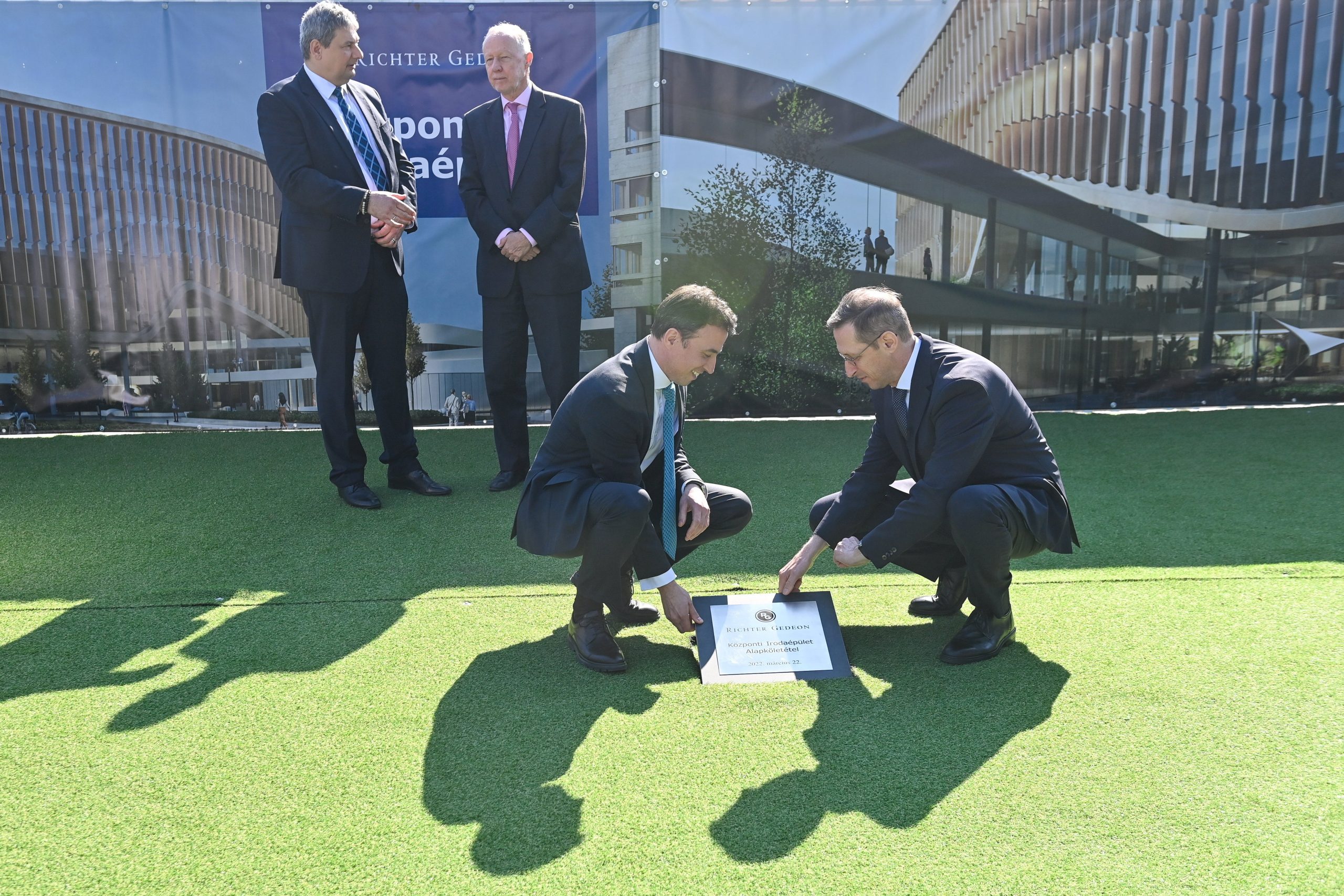 Foundation Stone Laid for Richter’s New Head Office Building