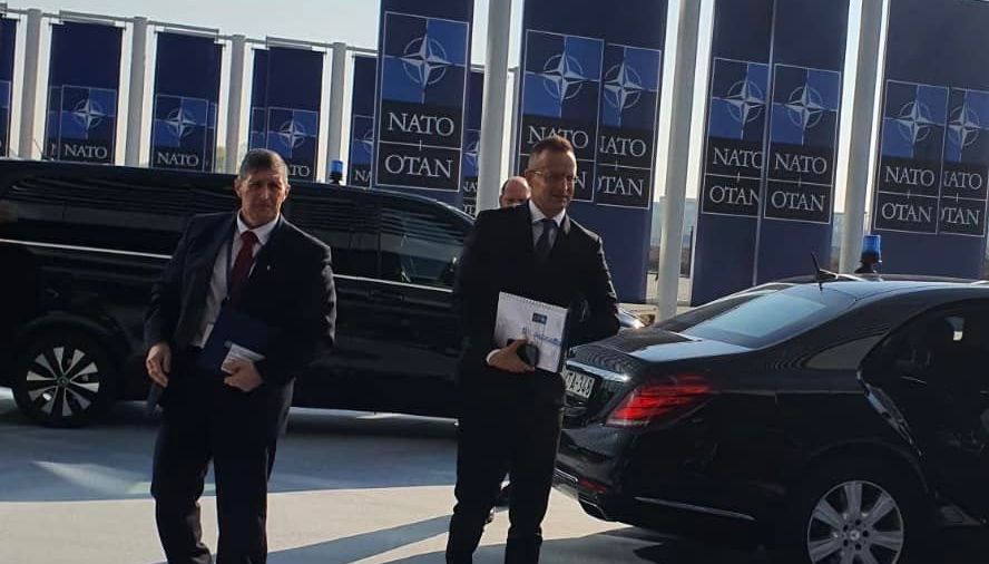 FM Szijjártó: NATO's Current Official Stance on Ukraine War Fully Coincides with Hungarian Interests