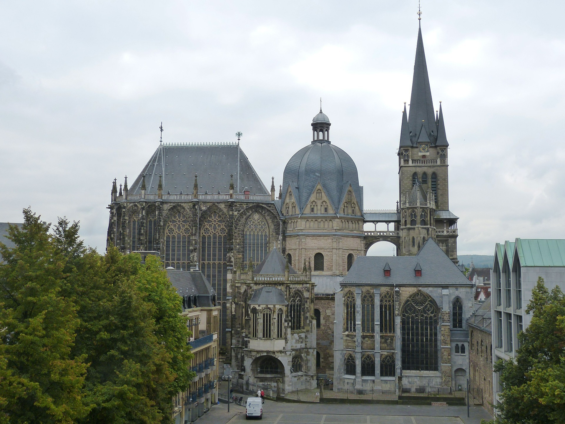 Aachen Pilgrimage: A Thousand-Year European Tradition with Hungarian Participation