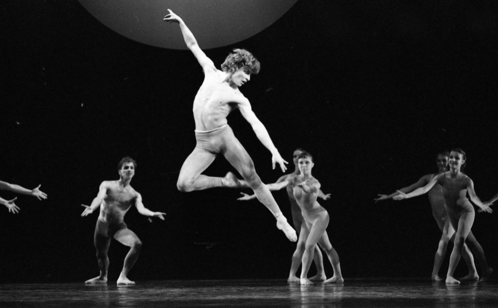 World-Renowned Ballet Dancer and Choreographer Iván Markó Dies post's picture