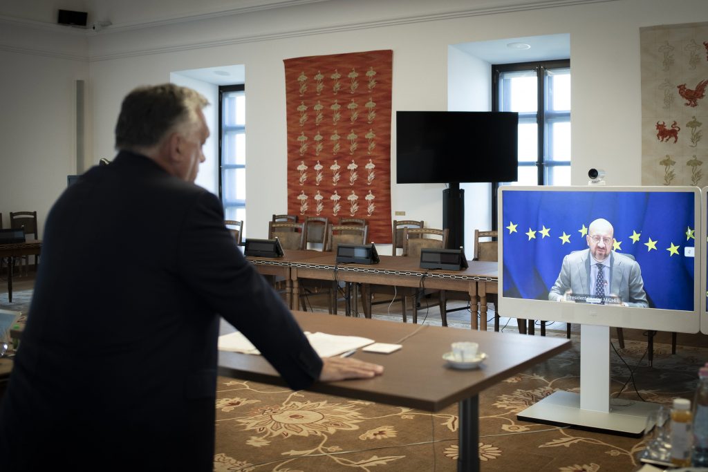 PM Orbán Holds Talk with EU Council President on EU Oil Embargo post's picture