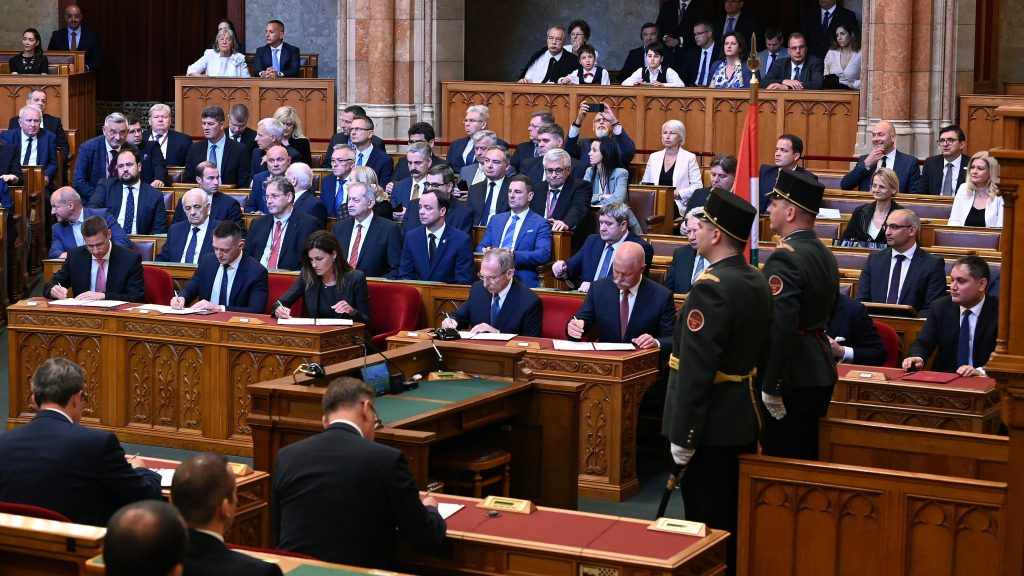Ministers of Fifth Orbán Government Sworn In post's picture