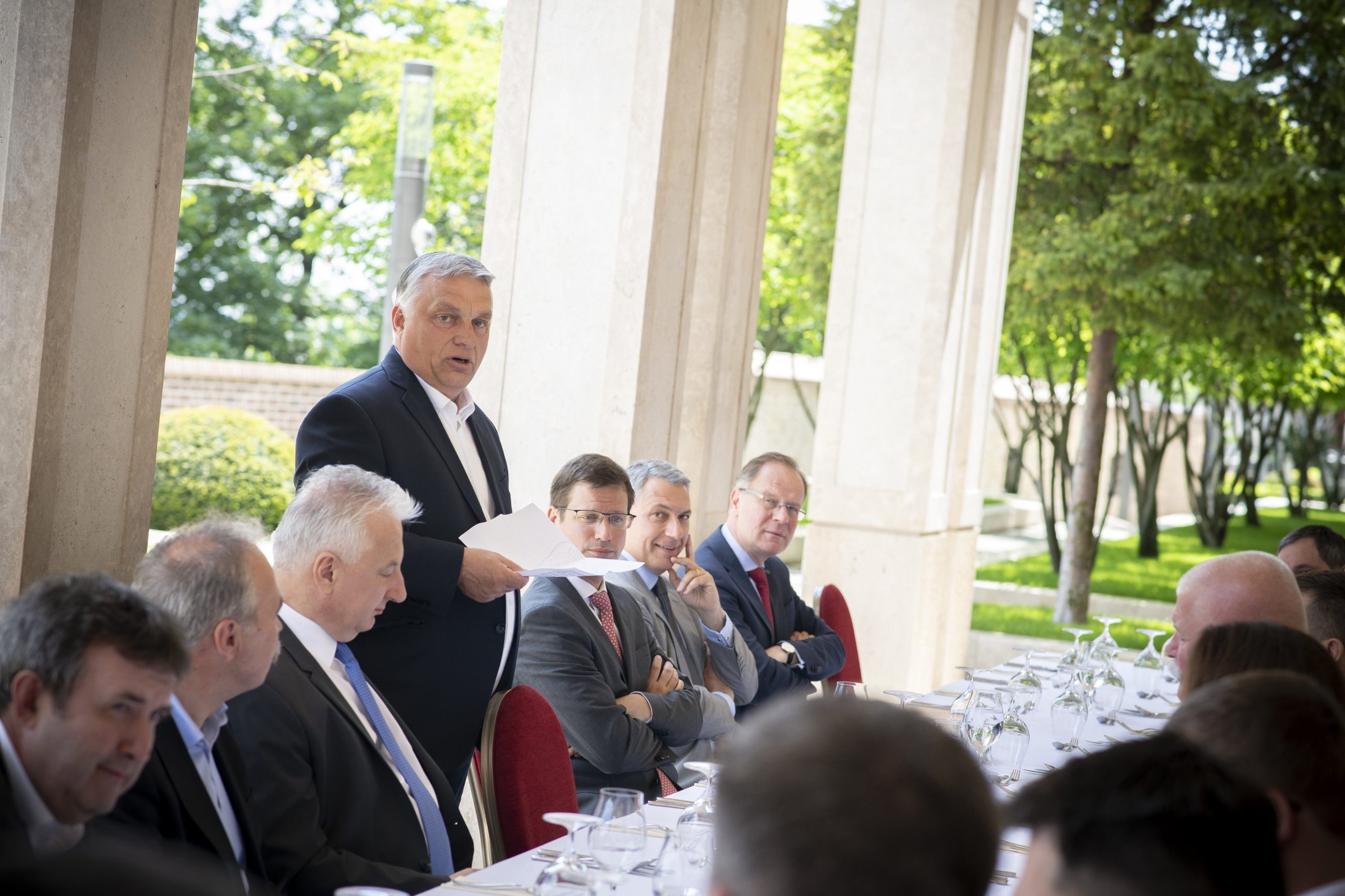 Doveri e poteri dei membri del governo Pubblicato nella Gazzetta ungherese
