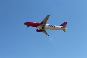 Canceled Flights and Tension – Staff Shortages at WizzAir and in the Aviation Industry
