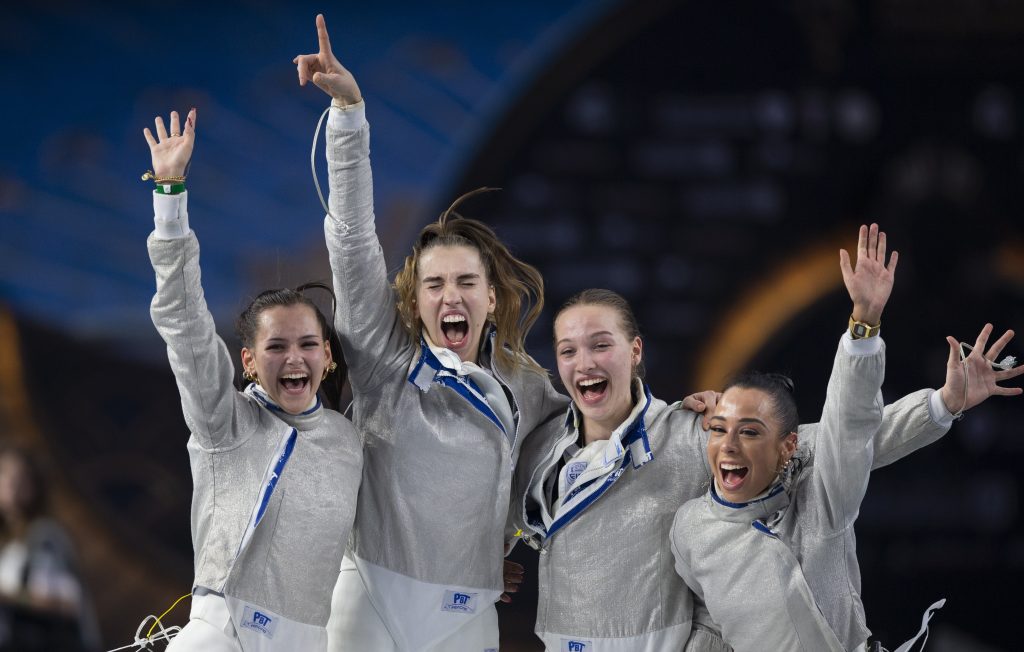 For the First Time, Hungarian Women’s Saber Team Wins World Fencing Championships – PHOTOS post's picture