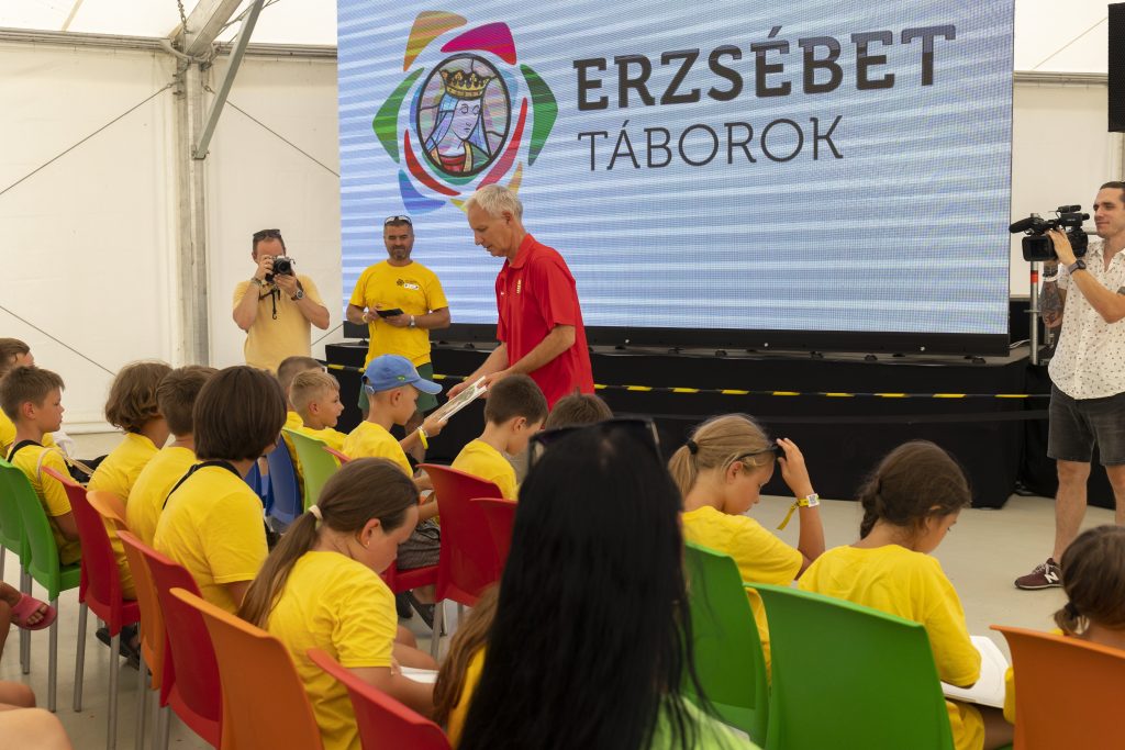 Twelve Hundred Ukrainian Refugee Children Attending Camps in Hungary post's picture
