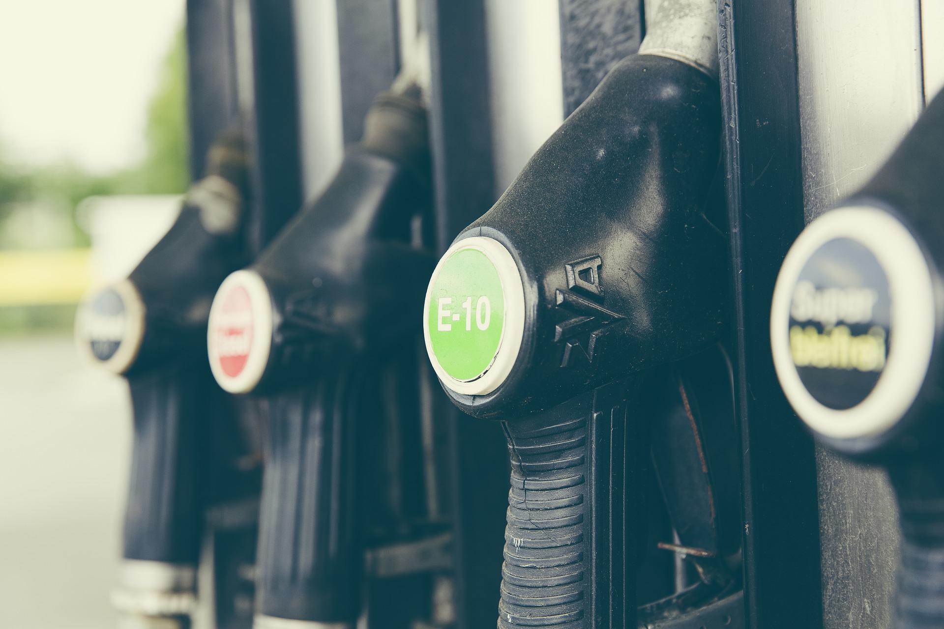 Petrol Stations Defy Fuel Price Forecast