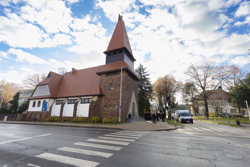 Church and Community Builders Are Enriching Hungary post's picture