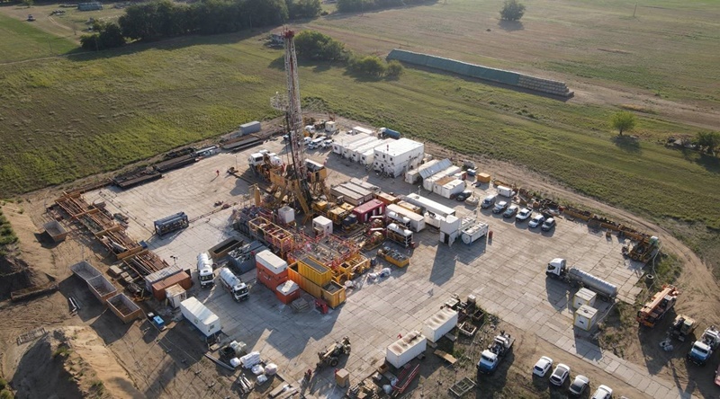 New+oil+well+starts+production+near+Budapest