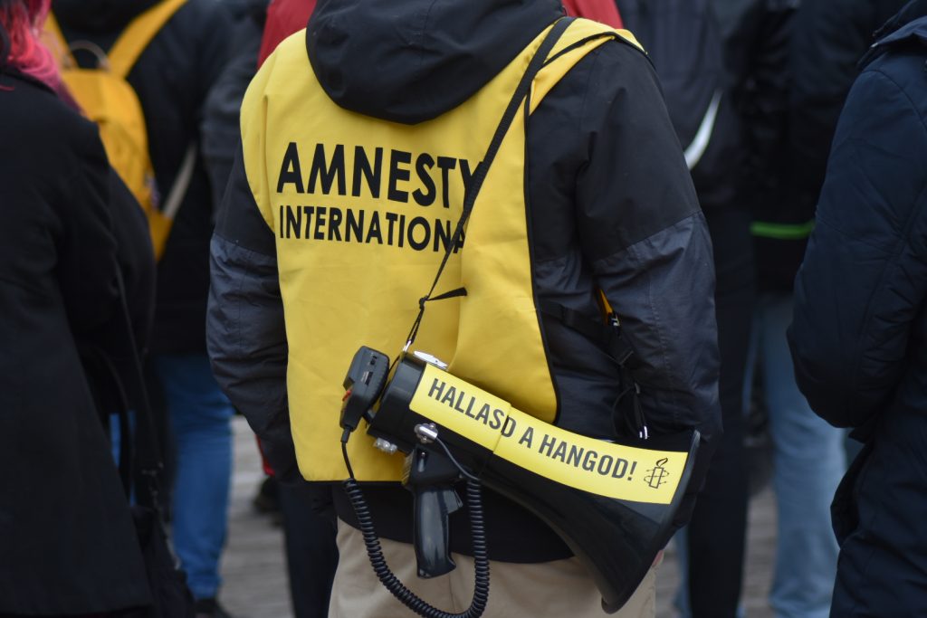 Amnesty International Hungary Caught in Controversy over Alleged Gender Discrimination post's picture